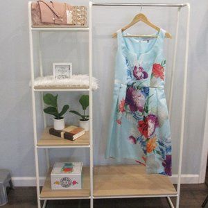 LUXE by Carmen Marc Valvo Dress Size 6 NWT